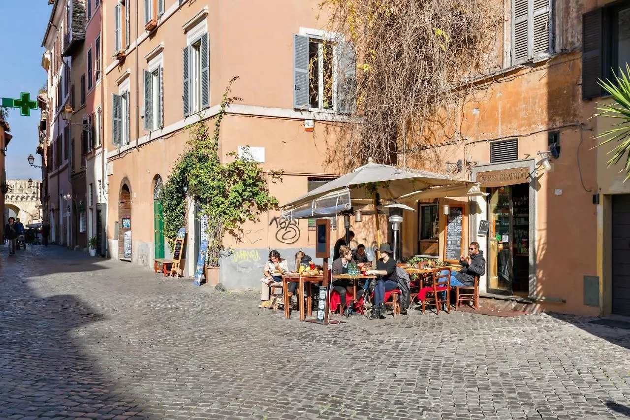 Holiday home Enchanting Loft In Trastevere Rome Italy