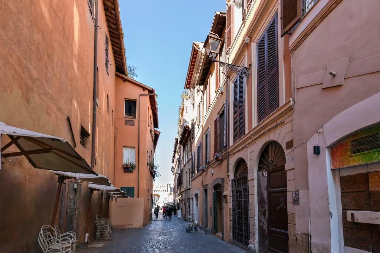 Enchanting Loft In Trastevere Rome