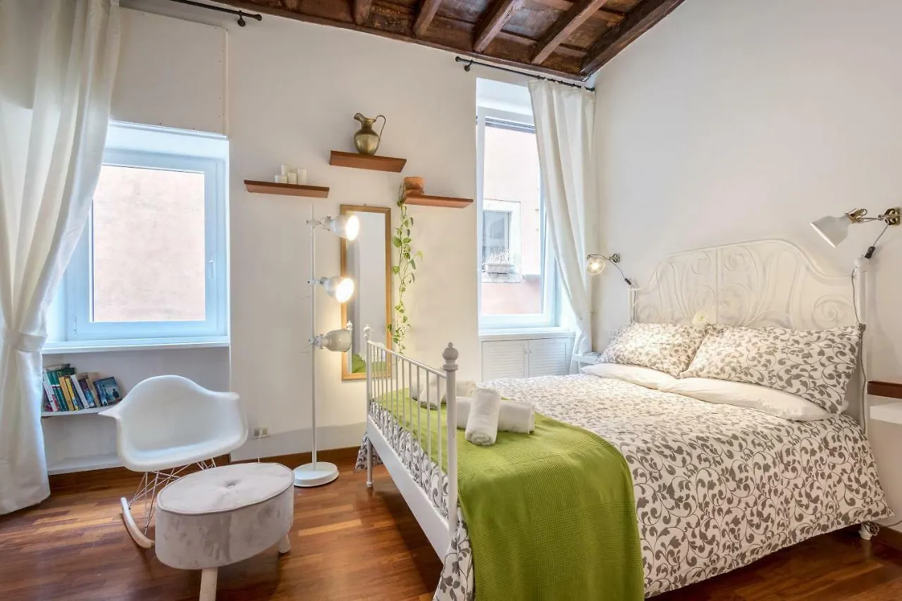 Enchanting Loft In Trastevere Rome Holiday home