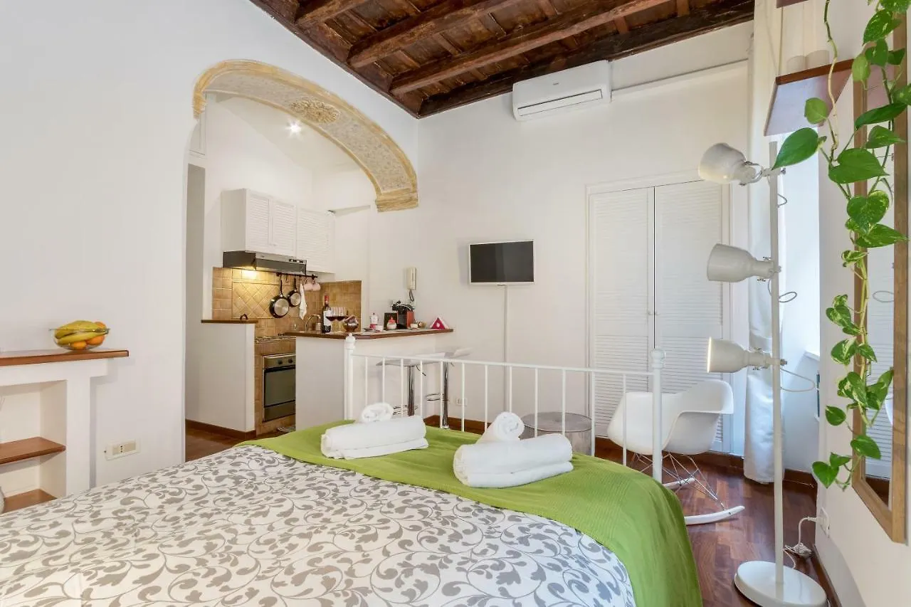 Holiday home Enchanting Loft In Trastevere Rome Italy
