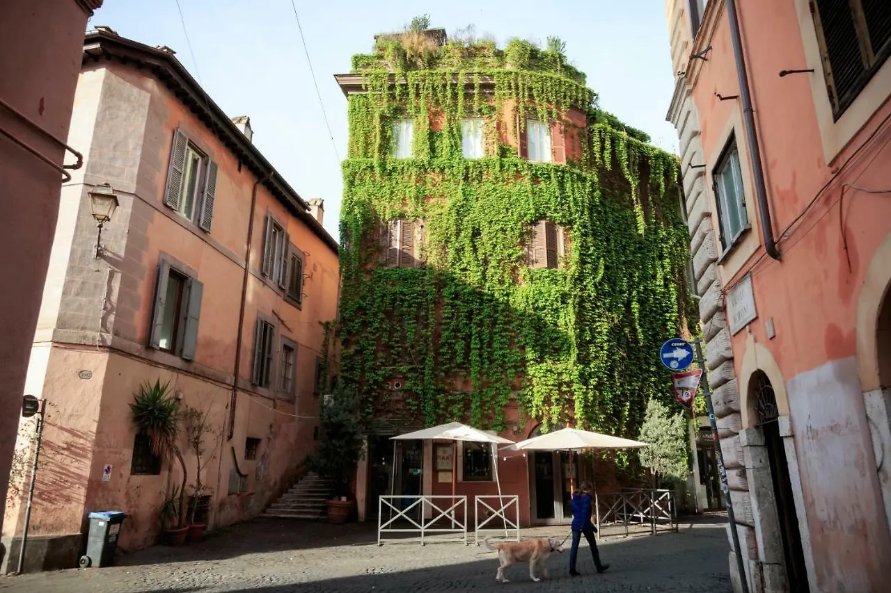 Holiday home Enchanting Loft In Trastevere Rome